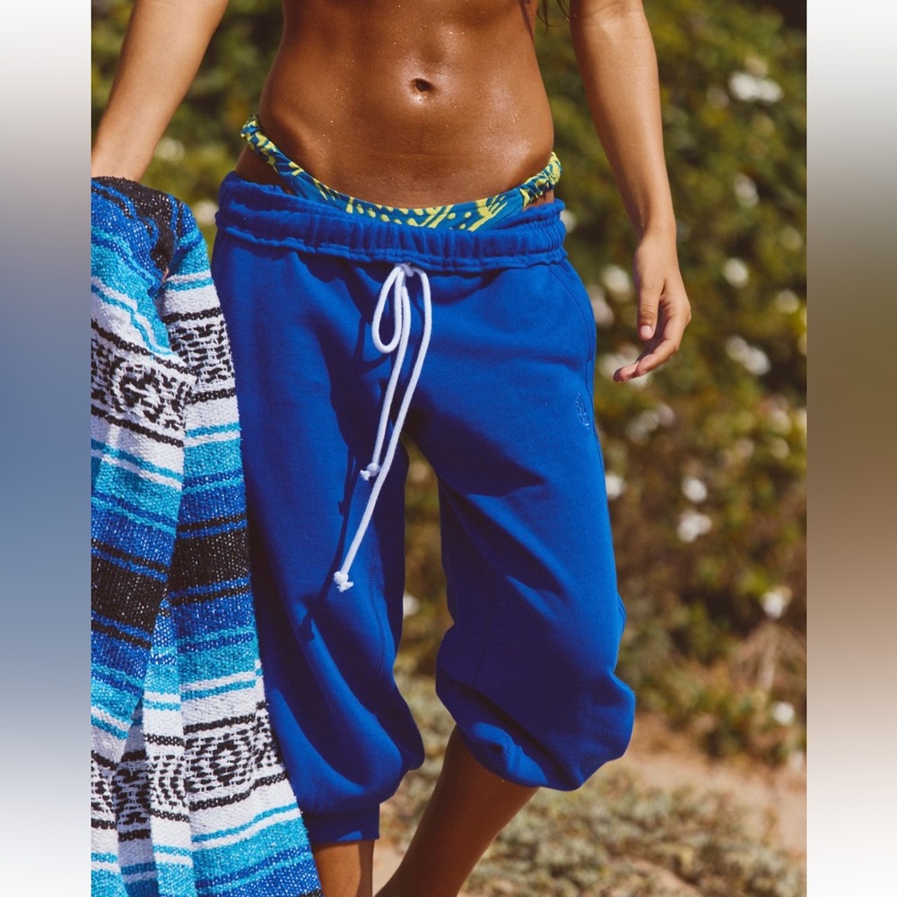 Free People Movement flutter cropped joggers